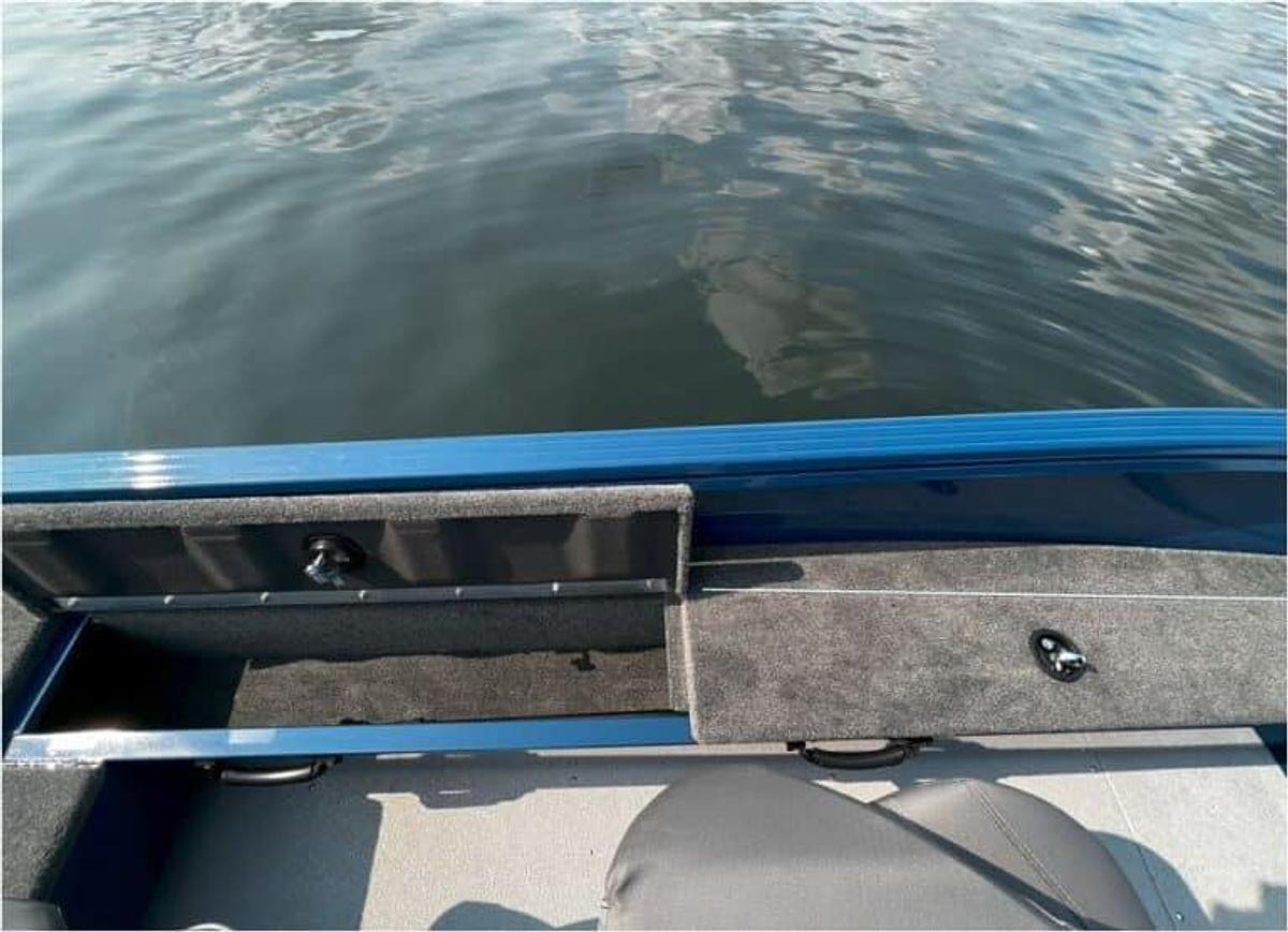 Smoker Craft Excursion 166 SC PRO