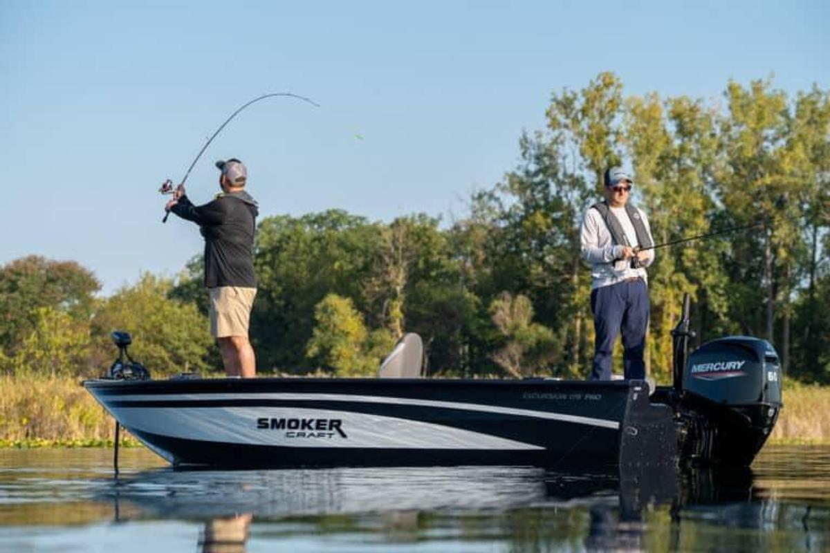 Smoker Craft Excursion 176 T