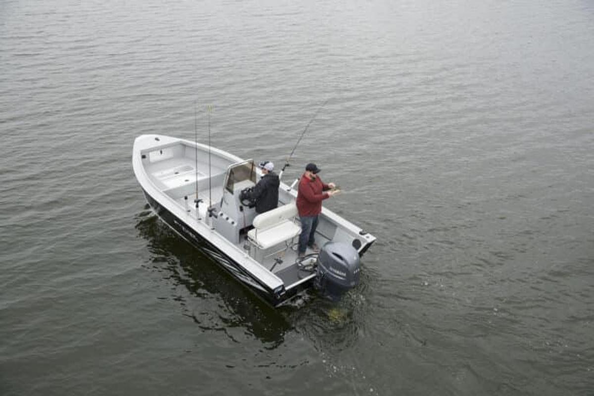 Smoker Craft Pro V Sportsman 2072 CC