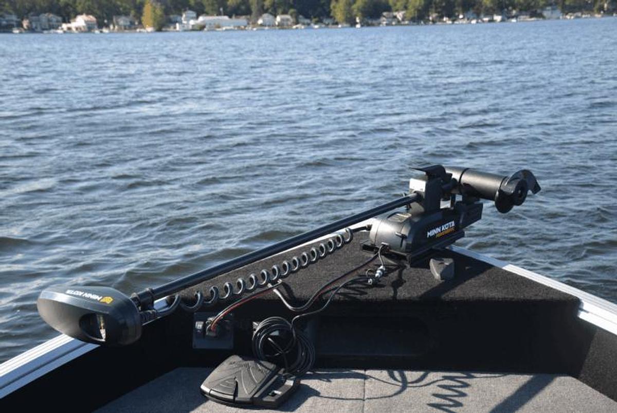 Smoker Craft Adventurer 188 DC