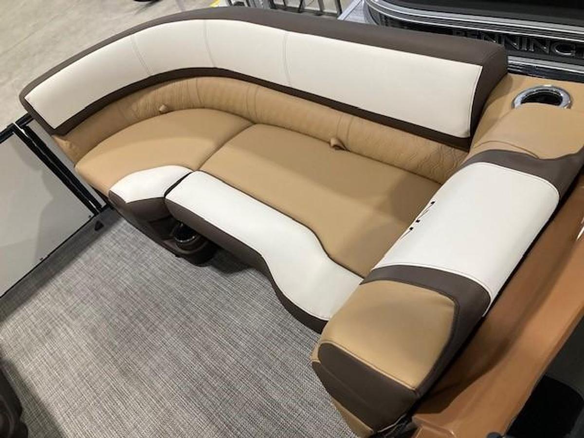 2025 Avalon 25 Catalina Quad Bench Tri-toon