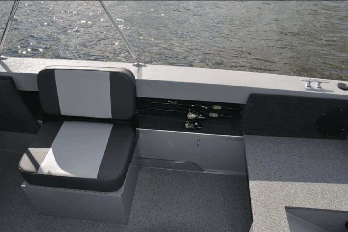 Smoker Craft Osprey 162