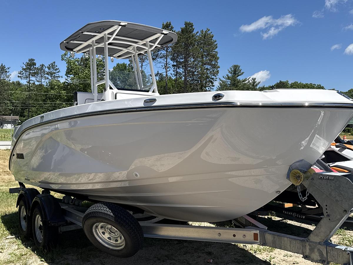 2025 Yamaha 220 FSH SPORT