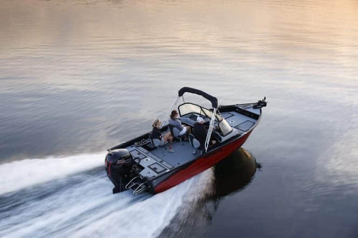 Smoker Craft Adventurer 188 DC PRO