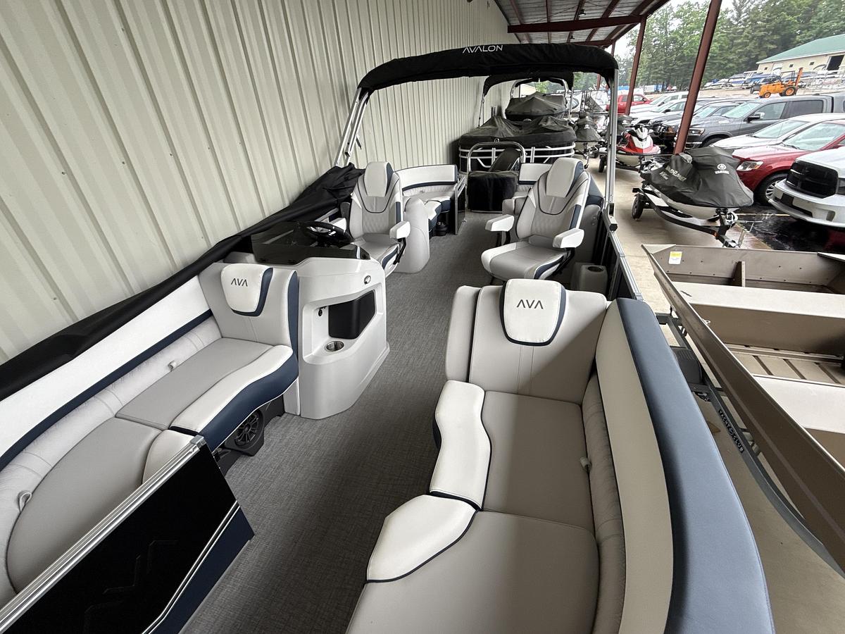 2026 Avalon 23 LSZ Quad Lounger