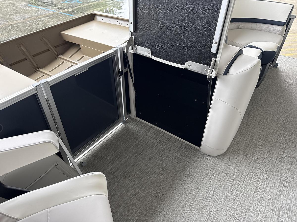 2026 Avalon 23 LSZ Quad Lounger