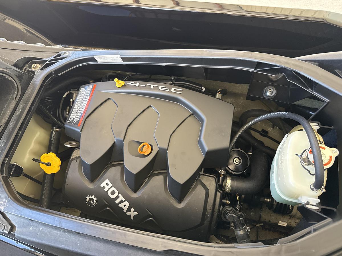 Used 2007 SeaDoo RXP with Trailer