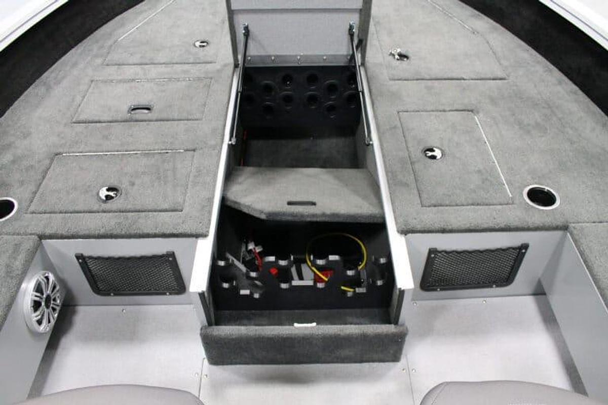 Smoker Craft Adventurer 188 T