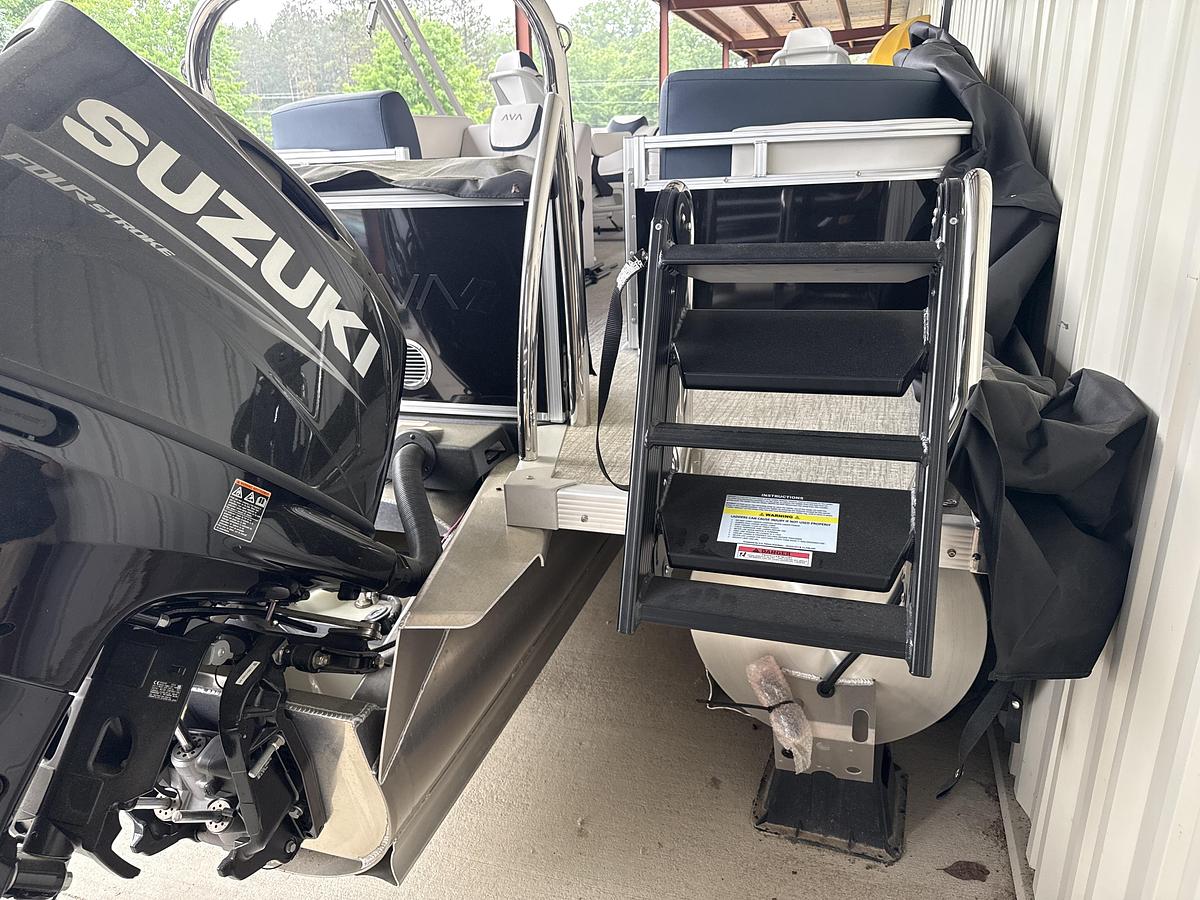 2026 Avalon 23 LSZ Quad Lounger