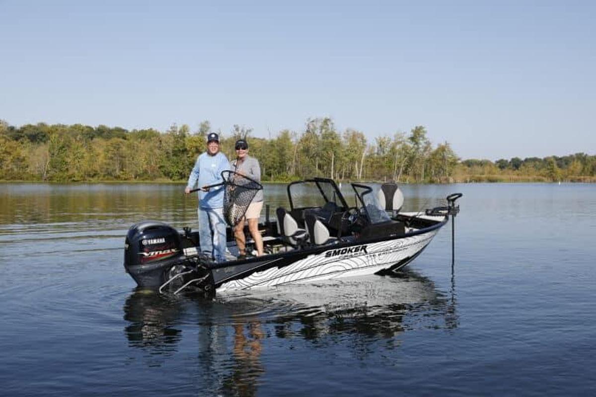 Smoker Craft Excursion 176 DC PRO