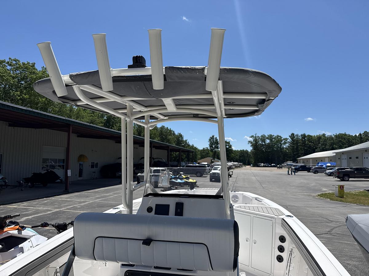 2025 Yamaha 220 FSH SPORT