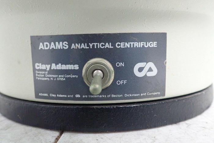 Used Clay Adams 0151 6-Place Analytical Centrifuge with 6 Vials