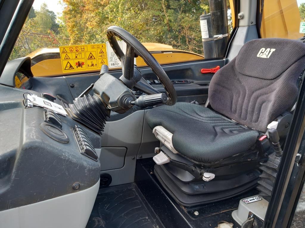 Used CAT TH406 Telehandler for Sale at LBG Machinery, Ltd.