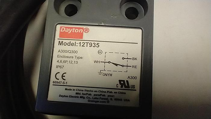 Dayton Limit Switch: SPDT, 10A @ 300V, 10A @ 300V Q300 Q300 Roller Plunger GH115