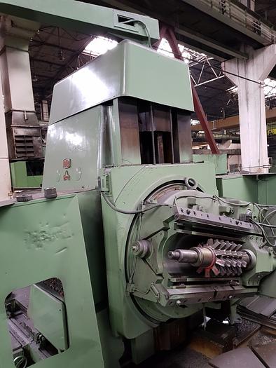 Gear hobbing machine ZFWZ2000/3