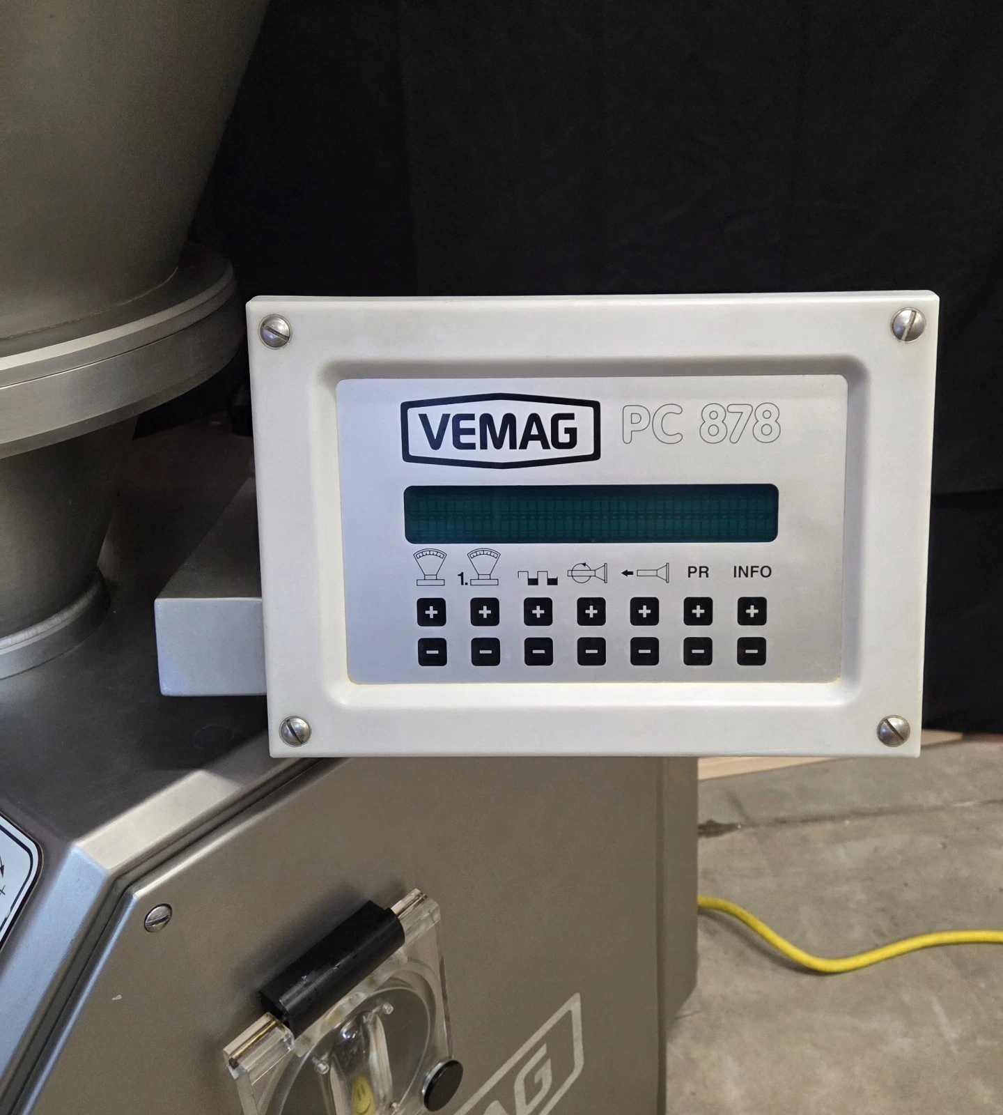 Used VEMAG ROBOT 500 DOUGH DIVIDER Extruder