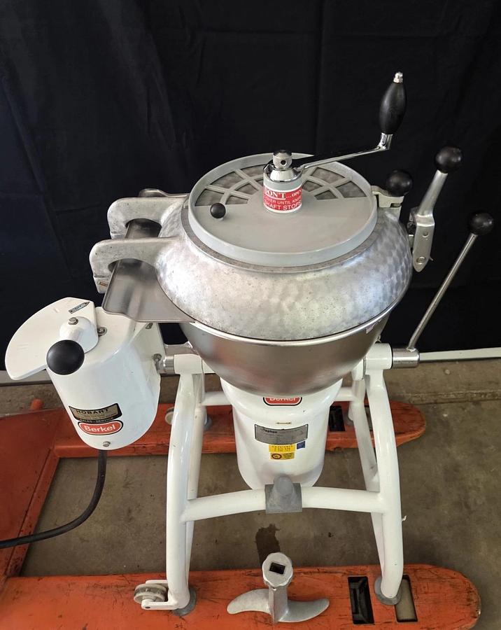 Used HOBART VCM25 Vertical Chopper Mixer 25 QT Food Processor