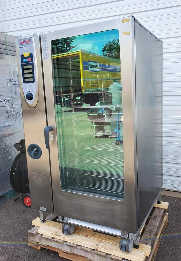 Used RATIONAL OVEN SCC202G ROLL-IN RACK Self Cooking Center