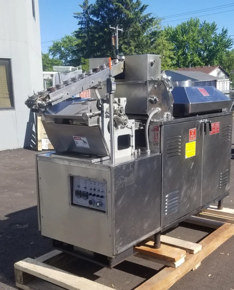 Used SUPERIOR FLOUR TORTILLA MACHINE PRESS and OVEN COMBO w BUILT-IN Conveyor