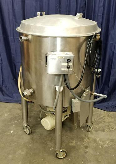 Used 200 LB CHOCOLATE MELTER TEMPERER Conditioner Mixing Kettle Mixer Savage Bros