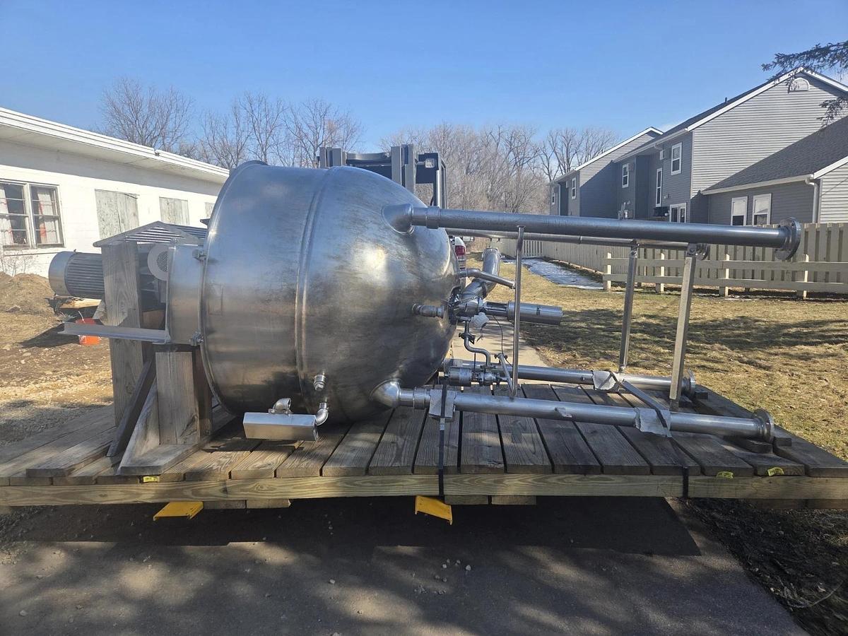 Used GROEN DA-300 Double Motion Jacketed Kettle Direct Steam 300 Gallons