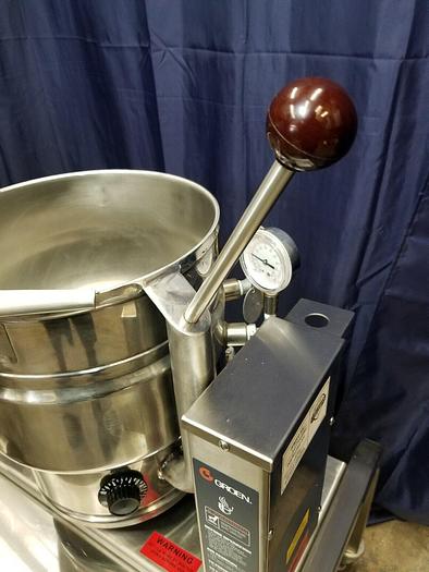 UNUSED GROEN TBD/6-10 Electric 2.5 GAL Jacketed Kettle 10 quarts