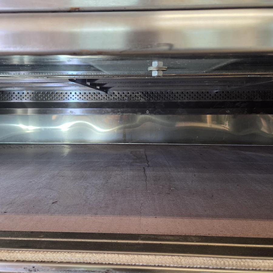 Used DOYON 3T4 Artisan Stone 4 Deck Electric Oven