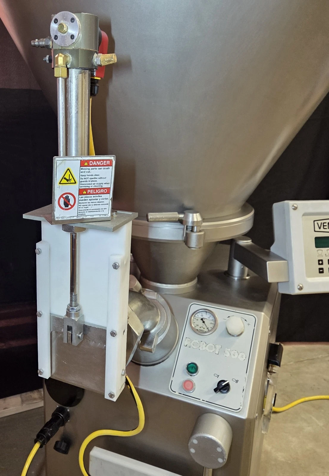 Used VEMAG ROBOT 500 DOUGH DIVIDER Extruder
