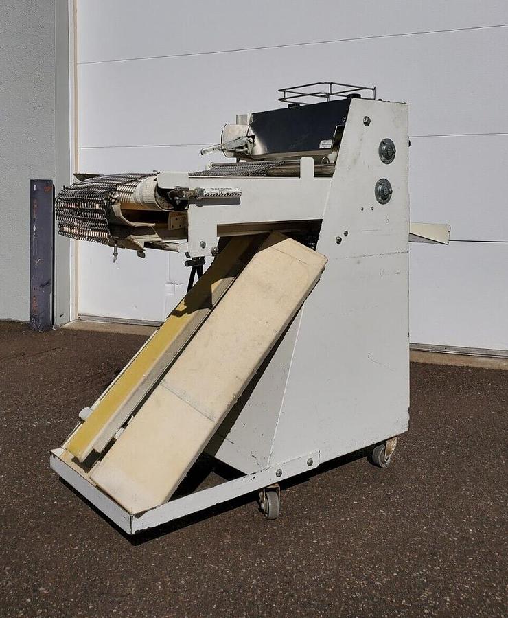 Used BLOEMHOF Dough Sheeter and Roll Bread Baguette Dough Moulder oliver + 4 plates