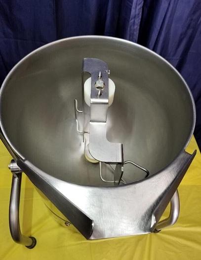 Used CALICO COTTAGE 20 quarts Fudge Mixing Kettle GROEN TDB/8-20