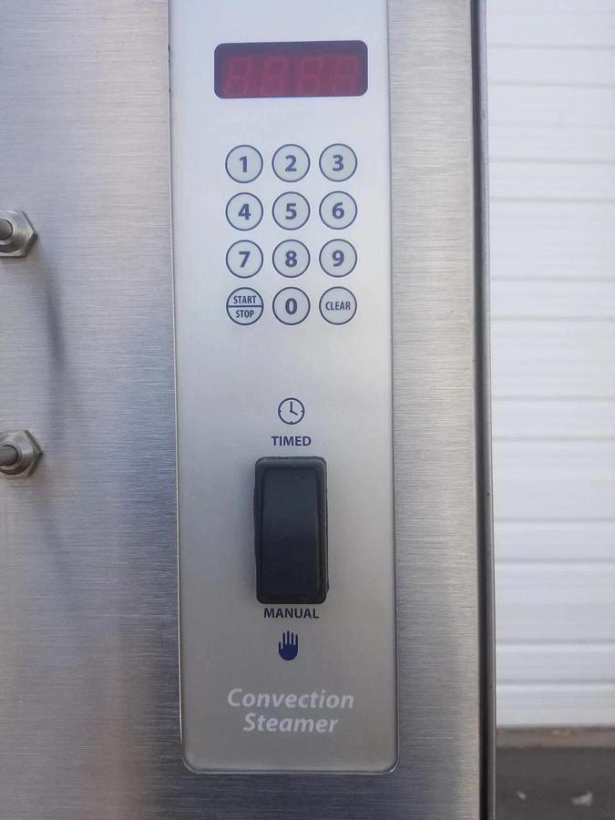 Used CLEVELAND 24CEM48 Convection STEAMER with BOILER BASE
