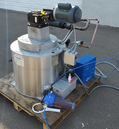 Used HOWE 4000-RLE 4000 LB Ice Maker with Storage Bins