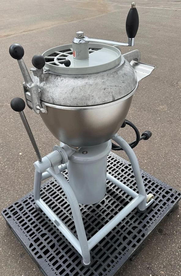 Used HOBART VCM25 Vertical Cutter Mixer 25 QT Food Processor