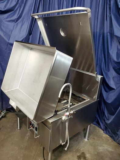 Used CLEVELAND SGL-30-TR Gas Tilt Skillet 30 Gallons