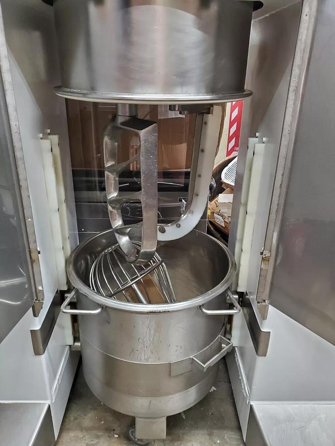 Used TONELLI Planetary Dough Mixer 120 quarts