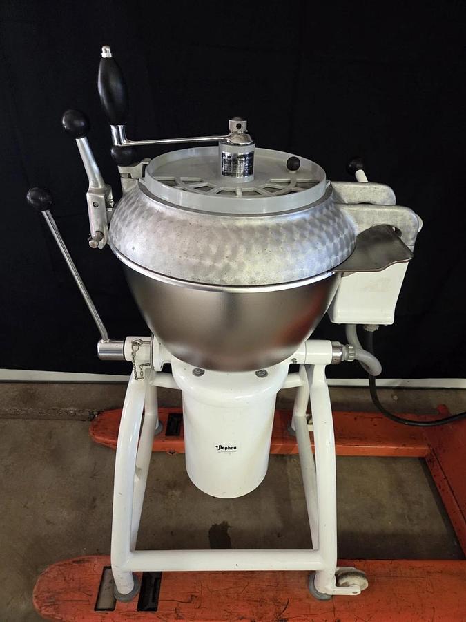 Used HOBART VCM25 Vertical Chopper Mixer 25 QT Food Processor