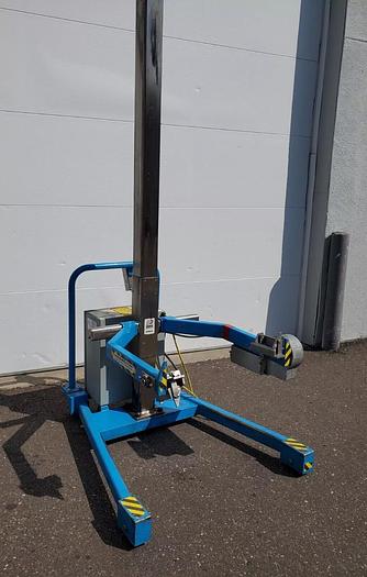 Used SAVAGE BROS Bowl and Kettle Lift model C 0712HT