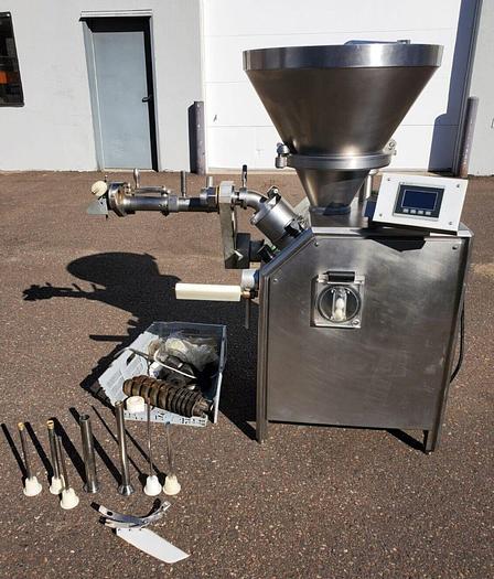 Used VEMAG Robot 500 Vacuum Filler Depositor Sausage Stuffer