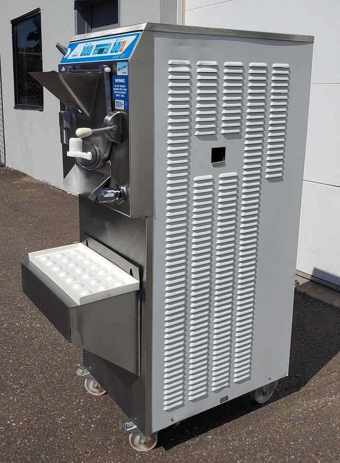 Used CARPIGIANI LB302 RTX-G Ice Cream Gelato BATCH FREEZER 15 Quarts VERY NICE UNIT
