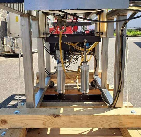 Used FoodTools CS-10AF Cake and Bar Slicer