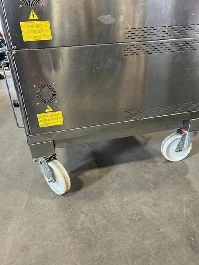 Used CINELLI ESPERIA CG/E 4 Deck Bakery and Pizza Oven With STEAM