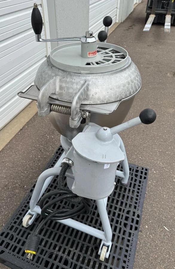Used HOBART VCM25 Vertical Cutter Mixer 25 QT Food Processor