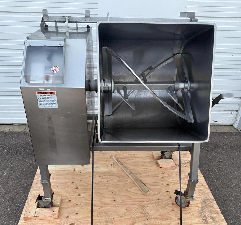 Used 300 LB Double Action Food and Meat MIXER Daniels Food Equipment DMX300