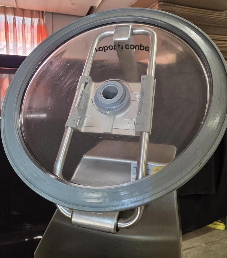 Used ROBOT COUPE R60 Cutter Mixer 63 Quarts Food Processor