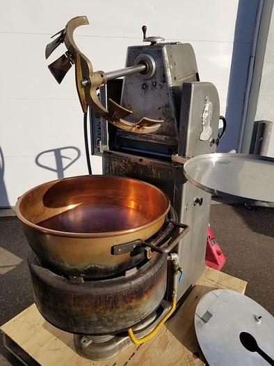 Used SAVAGE BROS S-48 Fire Mixer Mixing Kettle Caramel and Confection