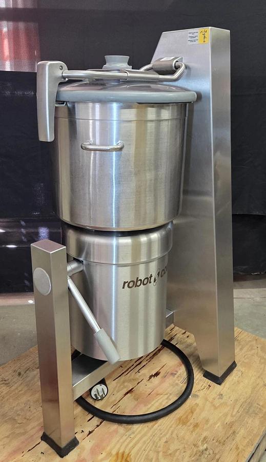 Used ROBOT COUPE R60 Cutter Mixer 63 Quarts Food Processor