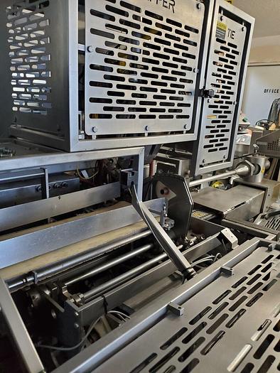 Used TIPPER TIE RS4202 Meat Sausage Casing Stuffer and Clipper Clipping System