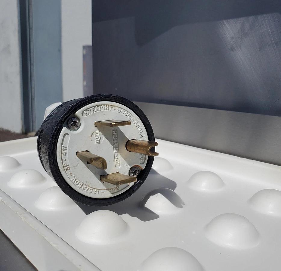 Used CARPIGIANI LB302 RTX-G Ice Cream Gelato BATCH FREEZER 15 Quarts VERY NICE UNIT