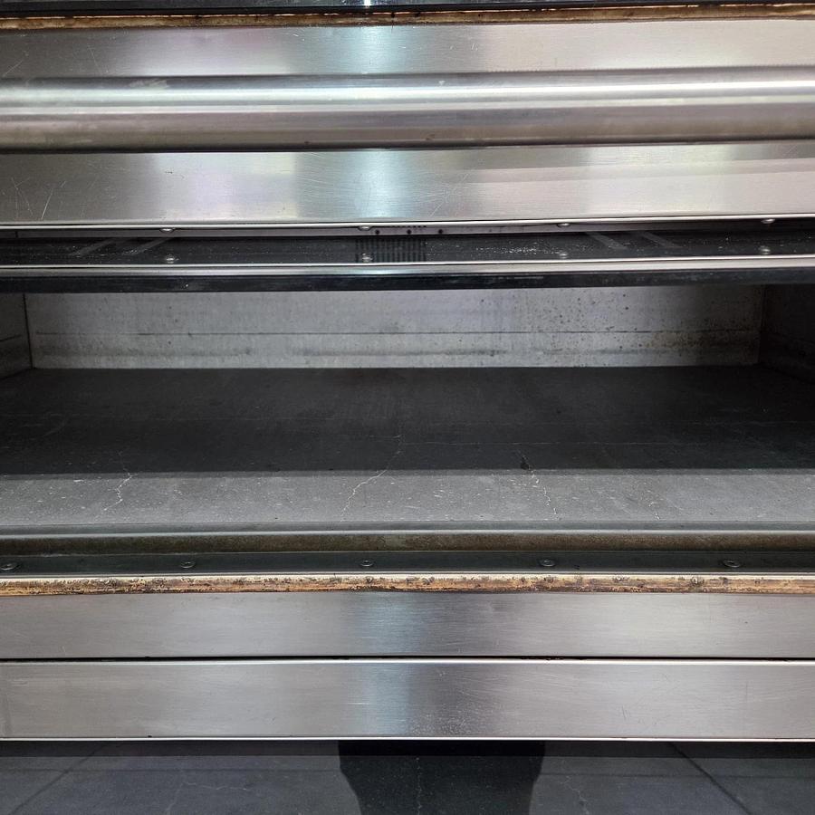 Used CINELLI ESPERIA CG/E 4 Deck Bakery and Pizza Oven With STEAM