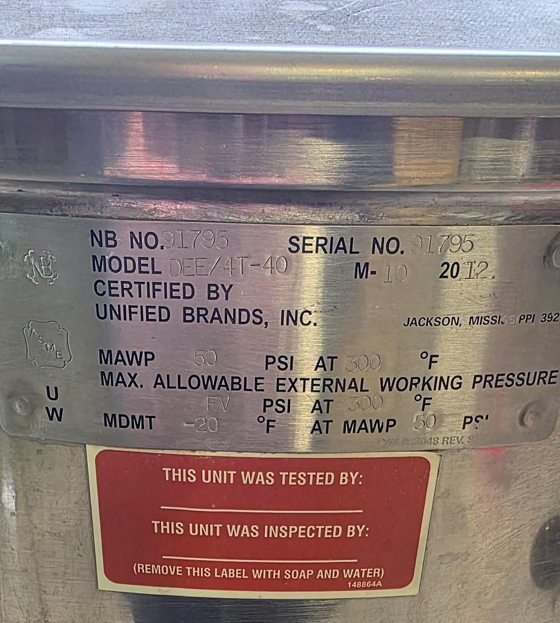 Used GROEN DEE/4T-40 Jacketed Steam Kettle 40 Gallons